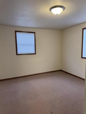 907 6th Avenue Belle Plaine IA 52208