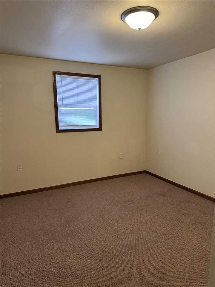 907 6th Avenue Belle Plaine IA 52208