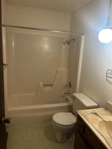 223/225 SW Swisher View Drive Swisher IA 52338