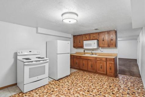 709 5th Ave Place Coralville IA 52241
