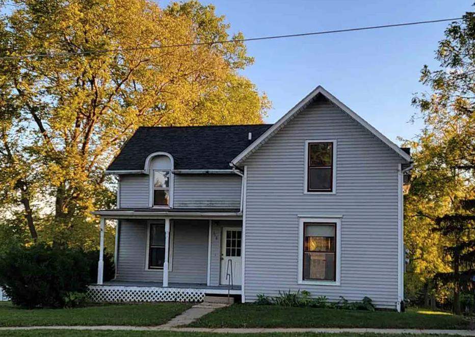 318 W Main Street West Branch IA 52358