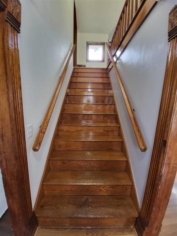 318 W Main Street West Branch IA 52358