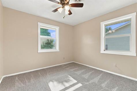 408 E Main Hills IA 52235