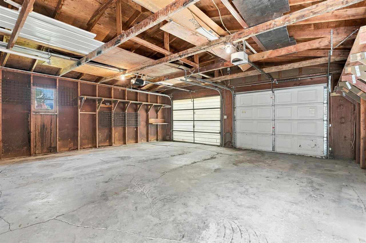 408 E Main Hills IA 52235