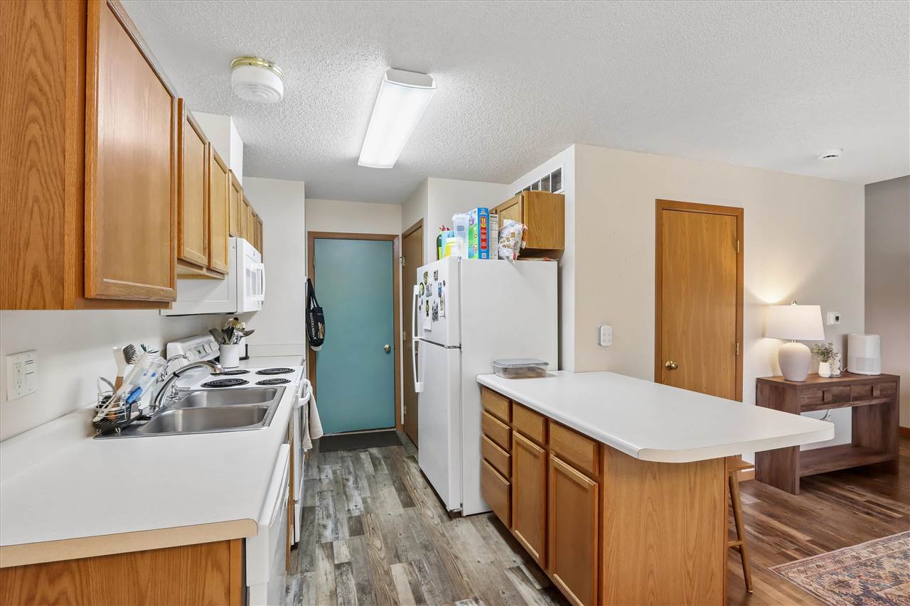 1003-1049 Scott Park Drive Iowa City IA 52245