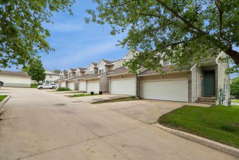 1003-1049 Scott Park Drive Iowa City IA 52245