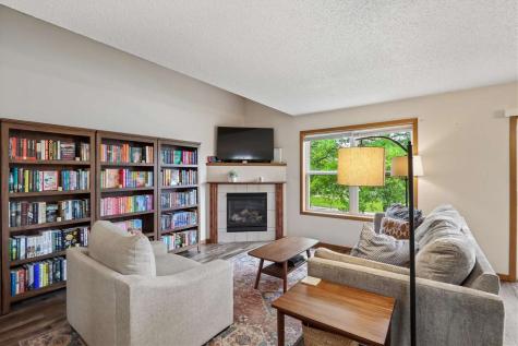 1003-1049 Scott Park Drive Iowa City IA 52245