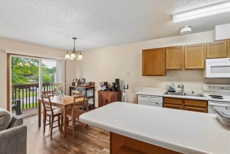 1003-1049 Scott Park Drive Iowa City IA 52245