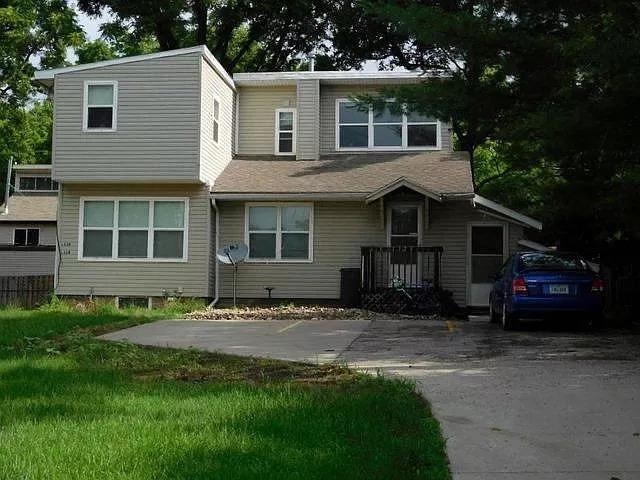 1328 E Davenport Street Iowa City IA 52245