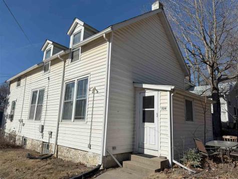 524 N Governor Street Iowa City IA 52245