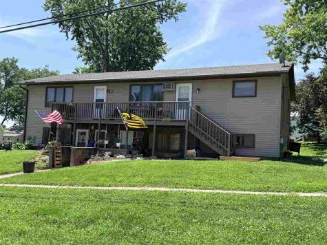 220 N Ella Street Riverside IA 52327