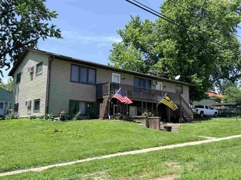 220 N Ella Street Riverside IA 52327
