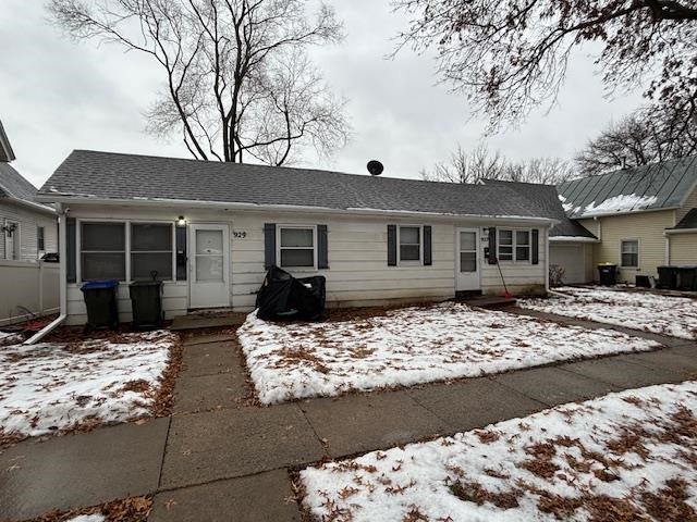 927/929 Fairchild Street Iowa City IA 52240