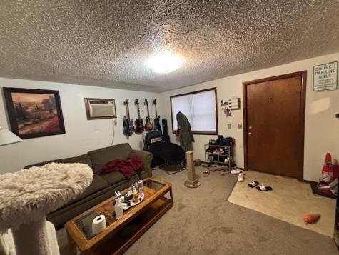 927/929 Fairchild Street Iowa City IA 52240