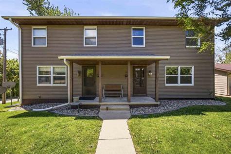 350 & 352 3rd Avenue Marion IA 52302