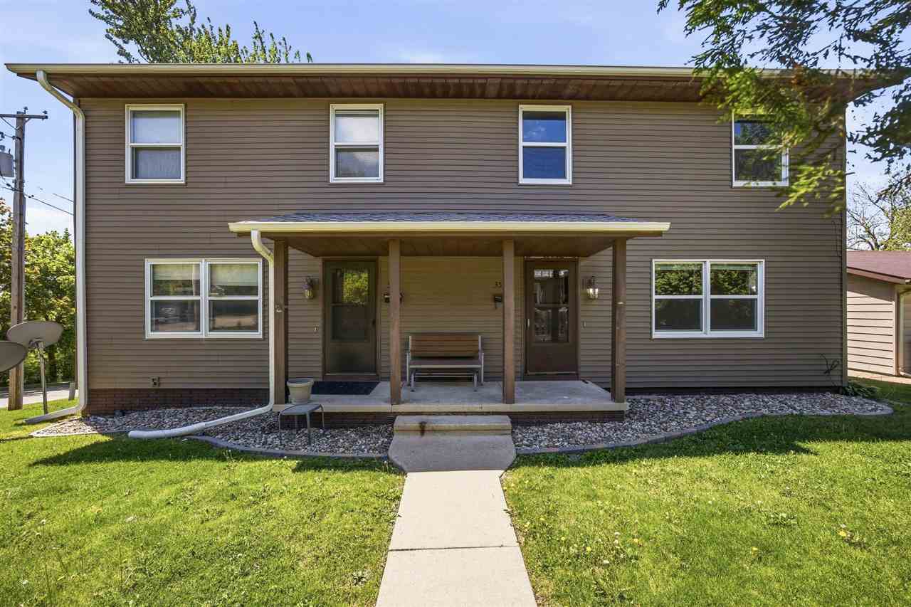 350 & 352 3rd Avenue Marion IA 52302
