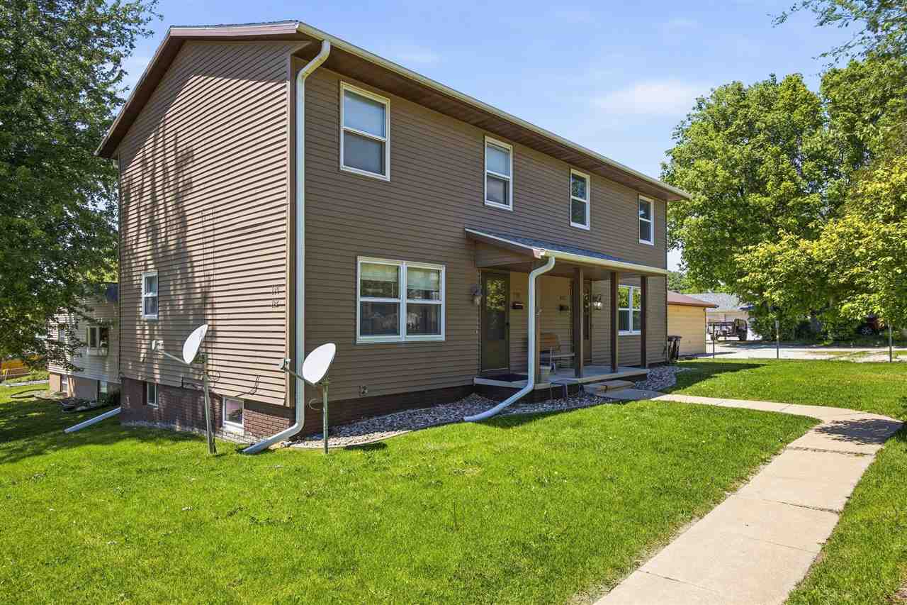 350 & 352 3rd Avenue Marion IA 52302