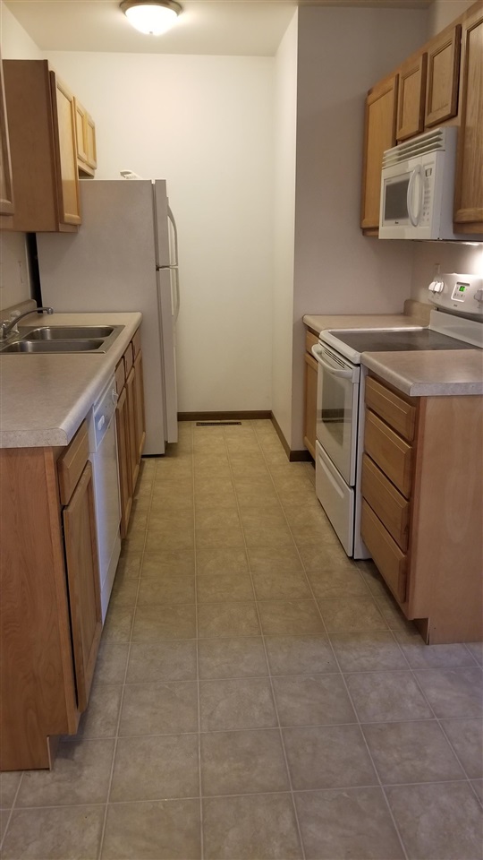 230 S Dubuque Street Solon IA 52333