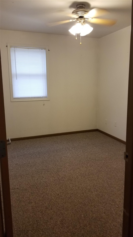 230 S Dubuque Street Solon IA 52333