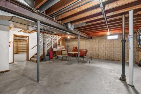 1080 9th Avenue Marion IA 52302