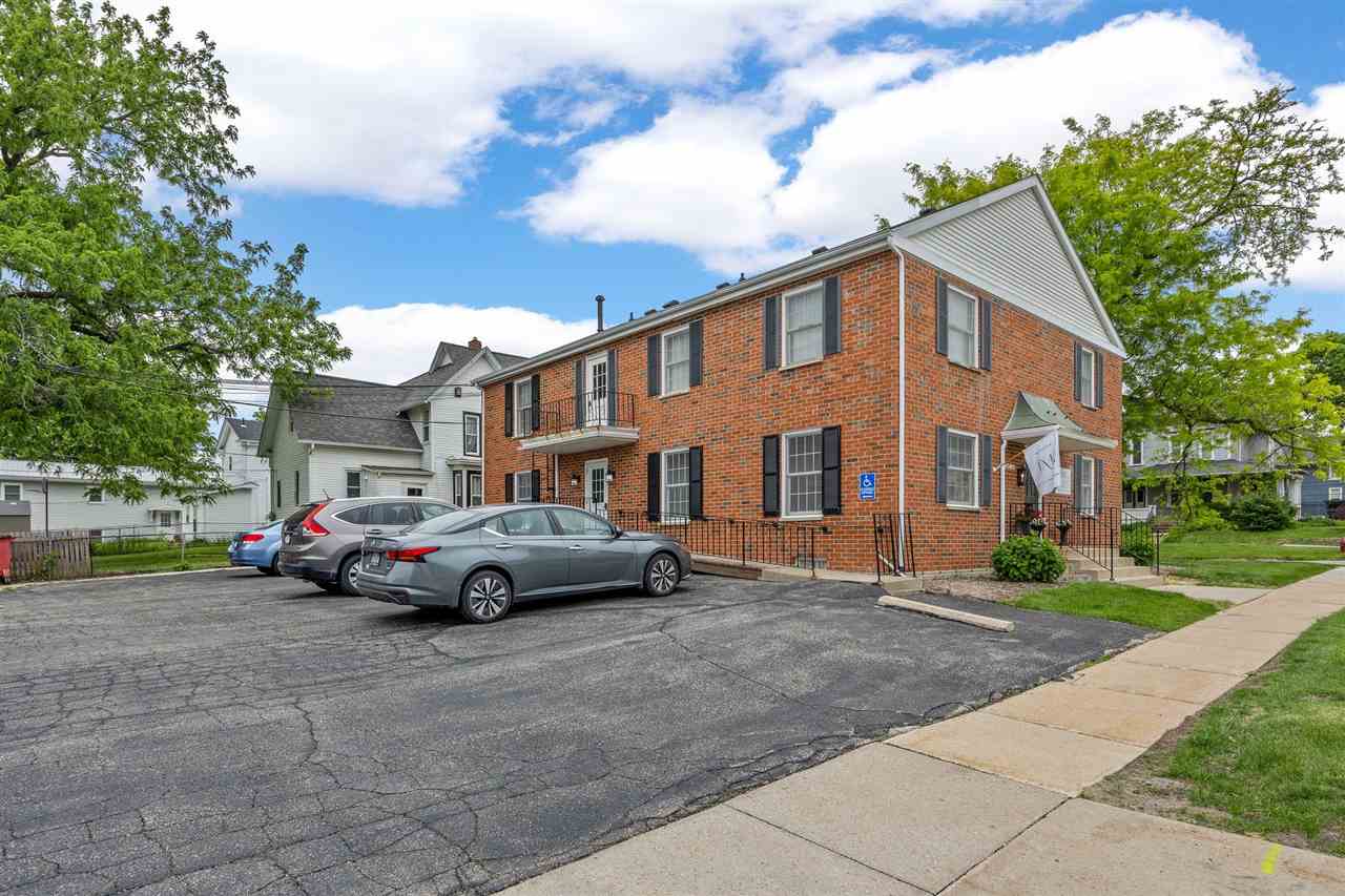 1080 9th Avenue Marion IA 52302