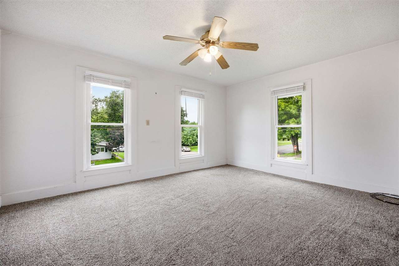 620 N Marion Avenue Washington IA 52353