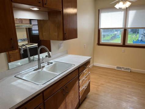 2729 & 2731 Wayne Avenue Iowa City IA 52240