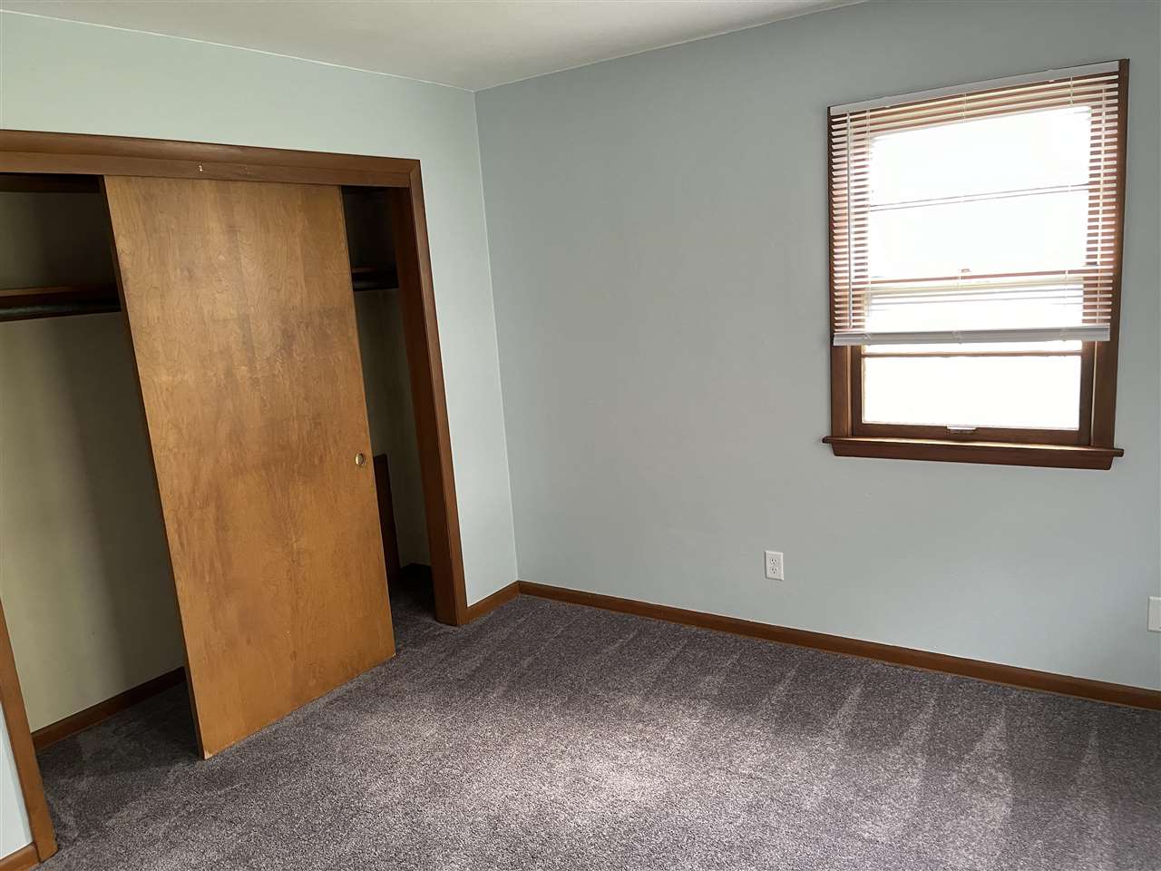 2729 & 2731 Wayne Avenue Iowa City IA 52240