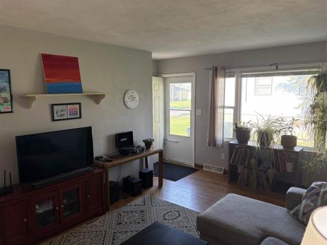 2729 & 2731 Wayne Avenue Iowa City IA 52240