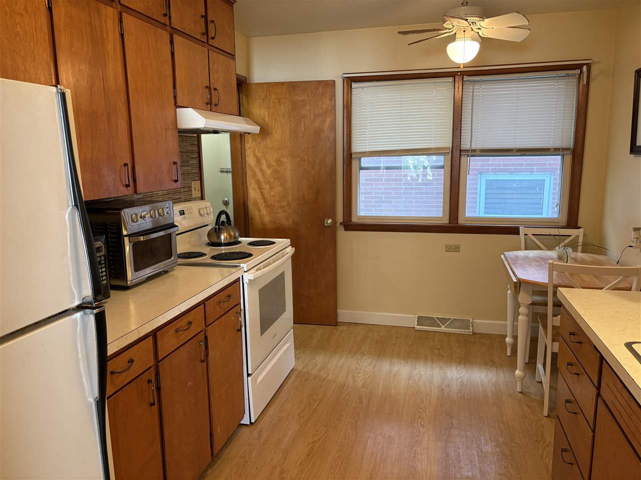 2729 & 2731 Wayne Avenue Iowa City IA 52240
