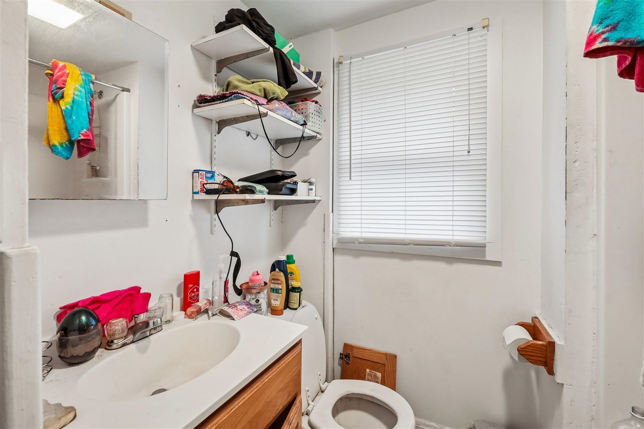 323 N Lucas Street Iowa City IA 52245