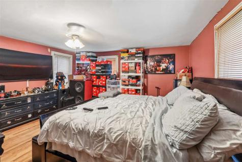323 N Lucas Street Iowa City IA 52245