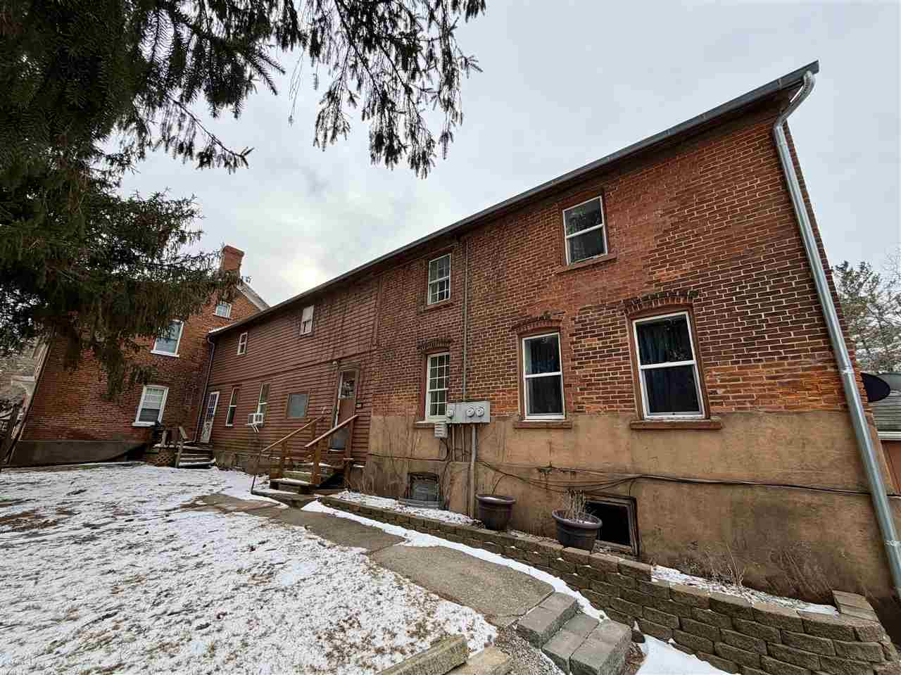 4304 V Street Homestead IA 52236