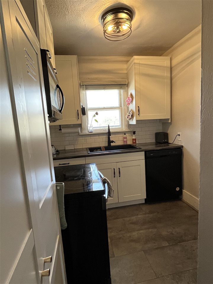 611 S 7th Avenue Iowa City IA 52240