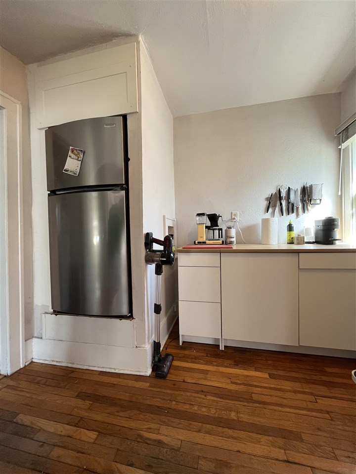 611 S 7th Avenue Iowa City IA 52240