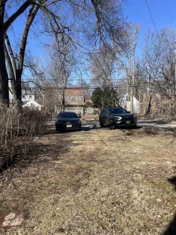 611 S 7th Avenue Iowa City IA 52240