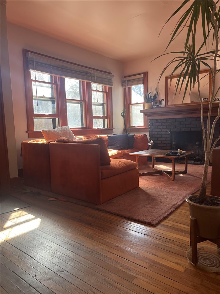 611 S 7th Avenue Iowa City IA 52240