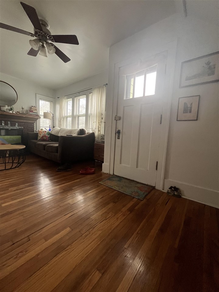 611 S 7th Avenue Iowa City IA 52240