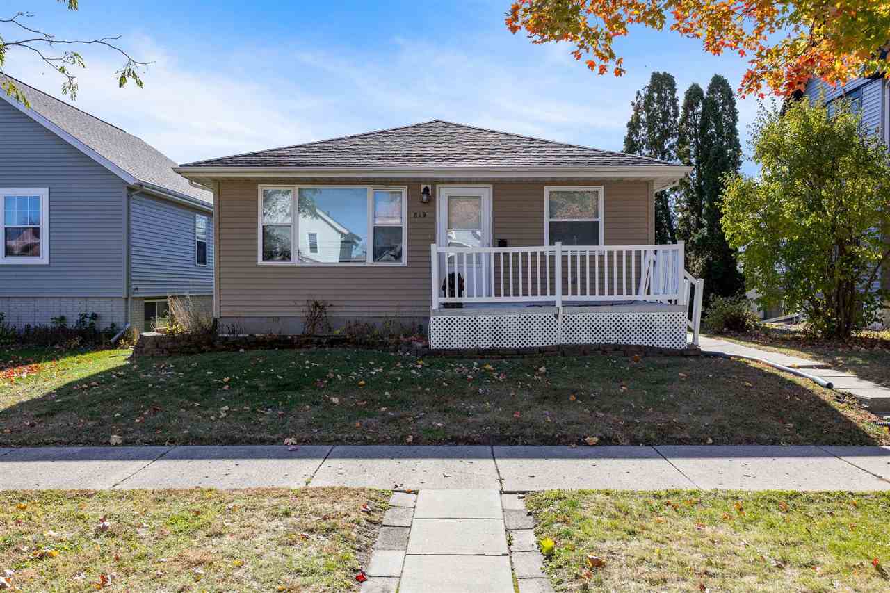 819 G Avenue NW Cedar Rapids IA 52405