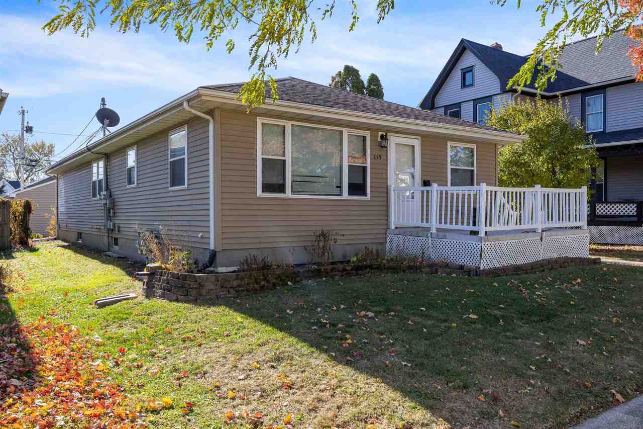 819 G Avenue NW Cedar Rapids IA 52405