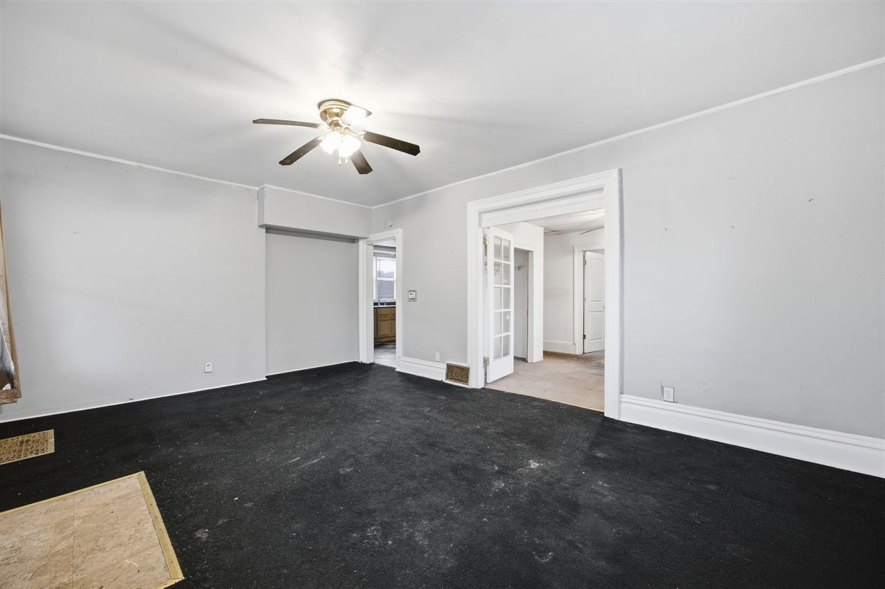 1228 6th Avenue SE Cedar Rapids IA 52403