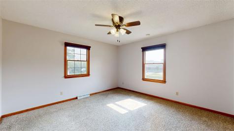 825 Emerald Street Iowa City IA 52246