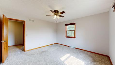 825 Emerald Street Iowa City IA 52246