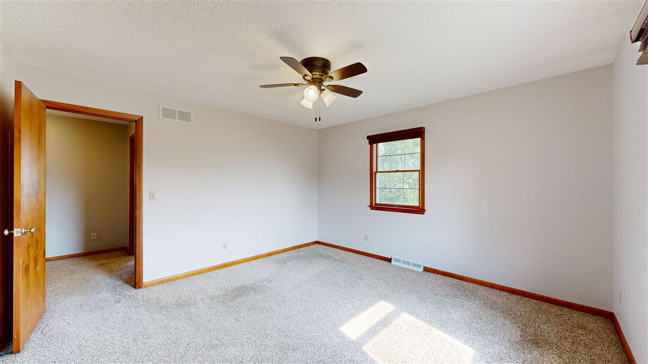 825 Emerald Street Iowa City IA 52246