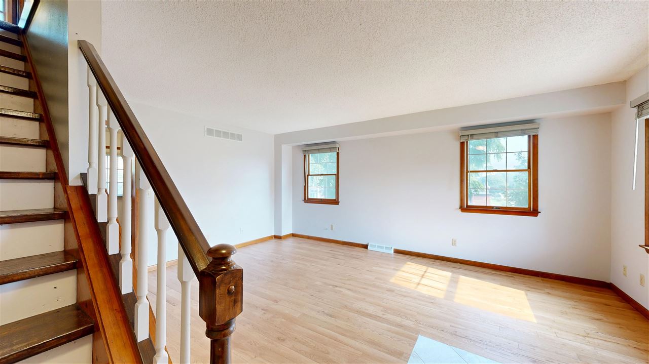 825 Emerald Street Iowa City IA 52246