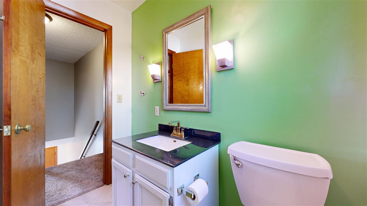 825 Emerald Street Iowa City IA 52246