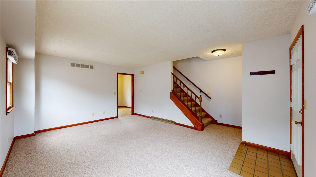 825 Emerald Street Iowa City IA 52246