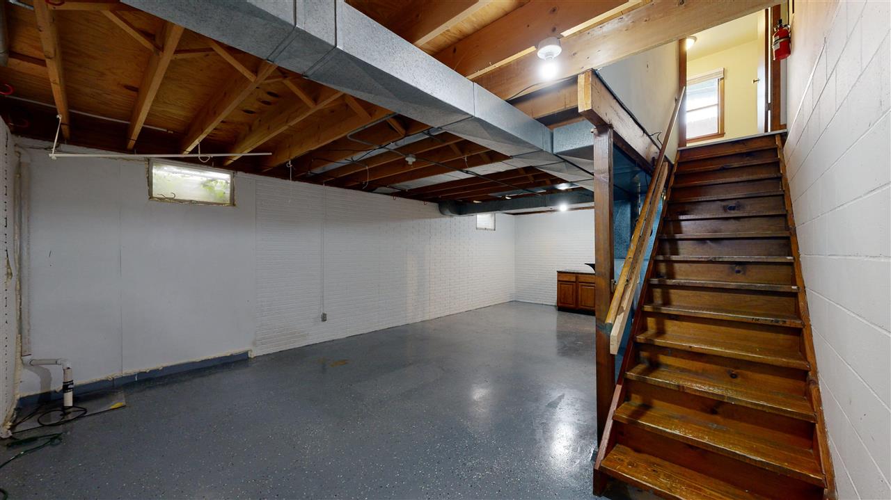 825 Emerald Street Iowa City IA 52246