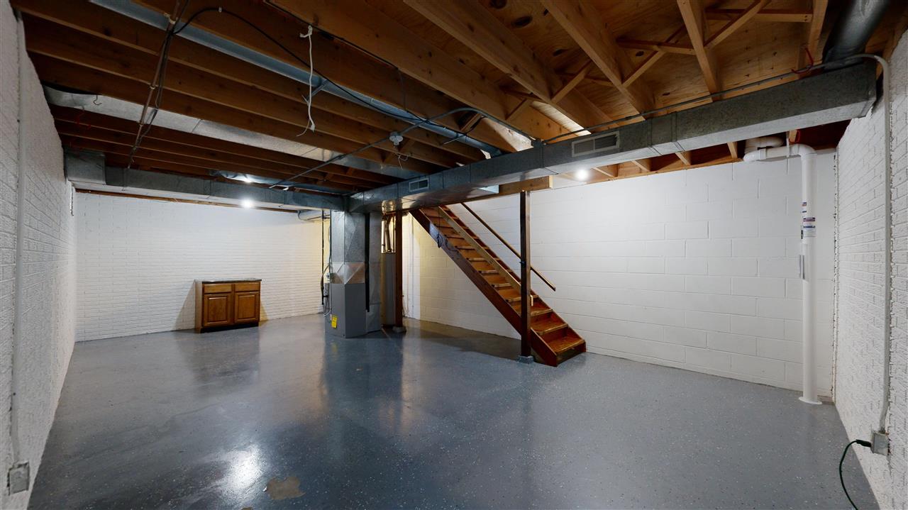825 Emerald Street Iowa City IA 52246