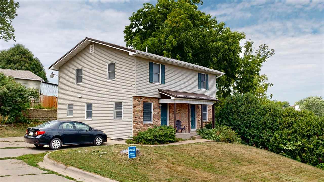 825 Emerald Street Iowa City IA 52246